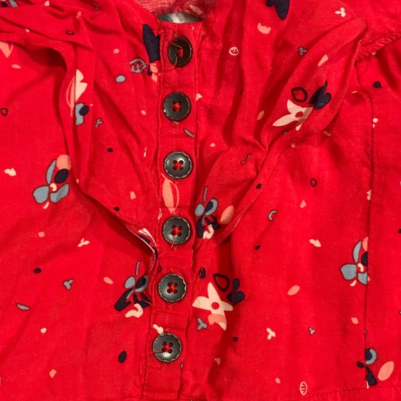 Kimchi blue red floral romper with ruffles and cutout back detail size 6 - Picture 7 of 11